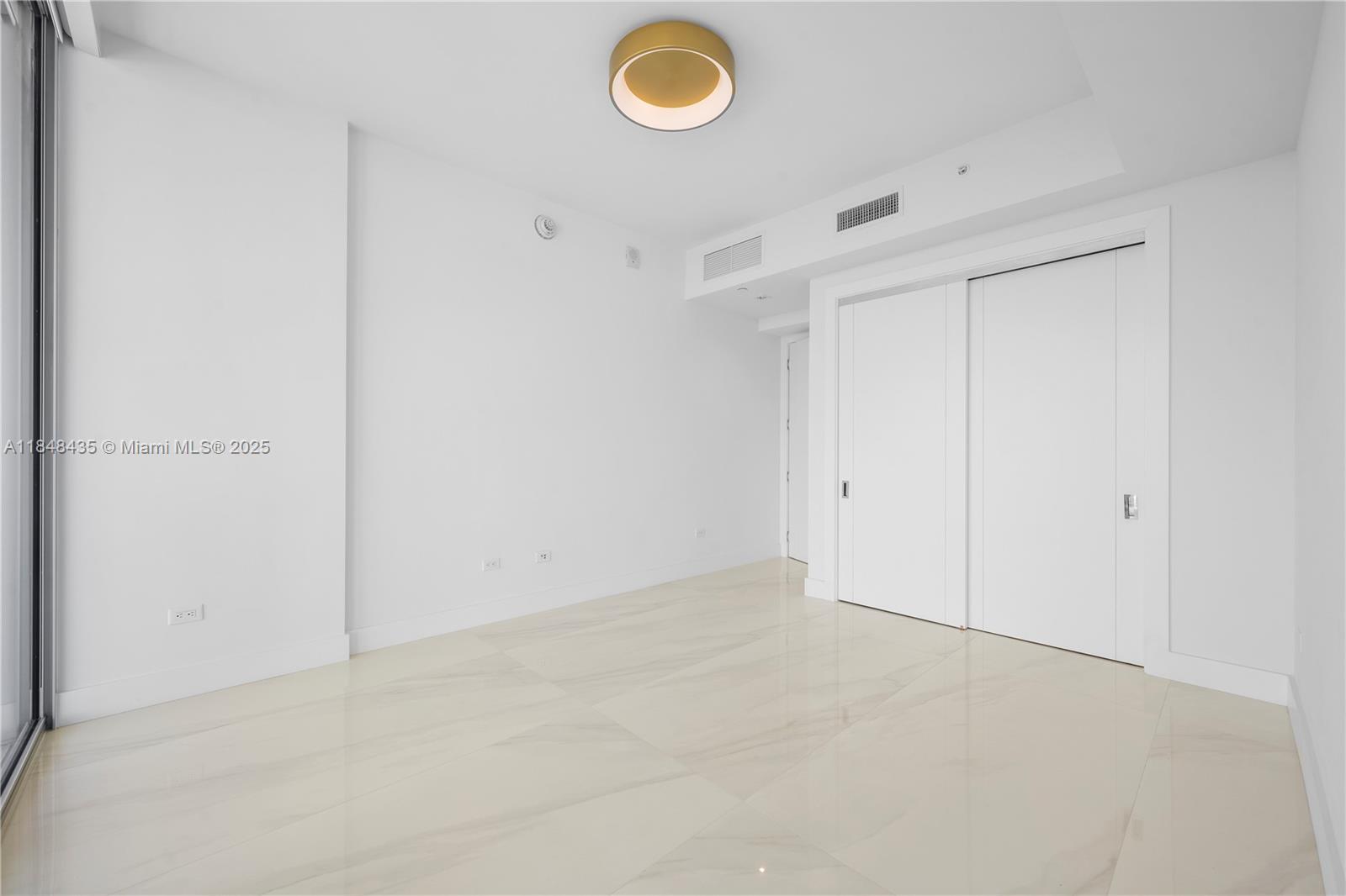 image Turnberry Ocean Club20