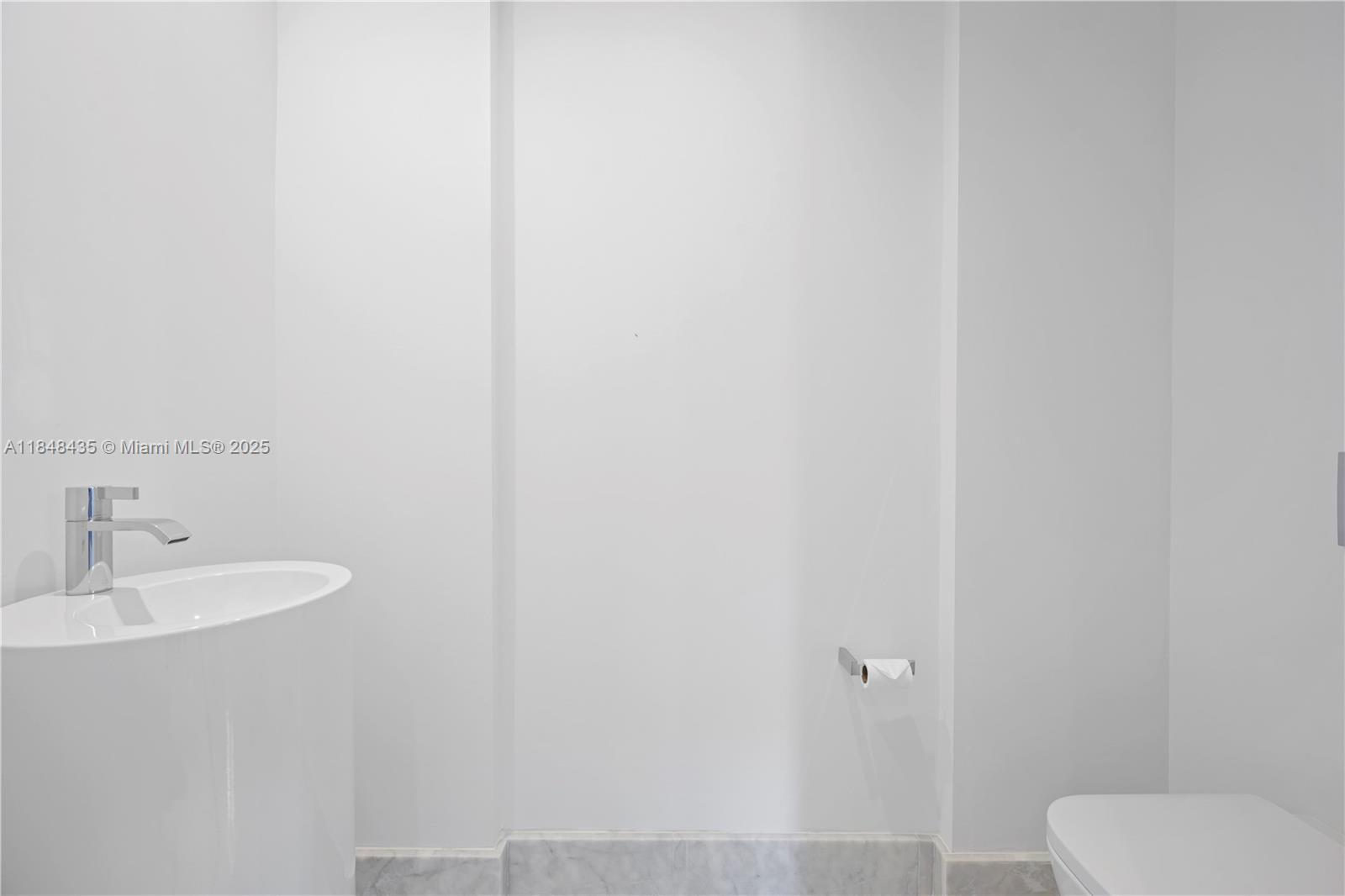 image Turnberry Ocean Club29