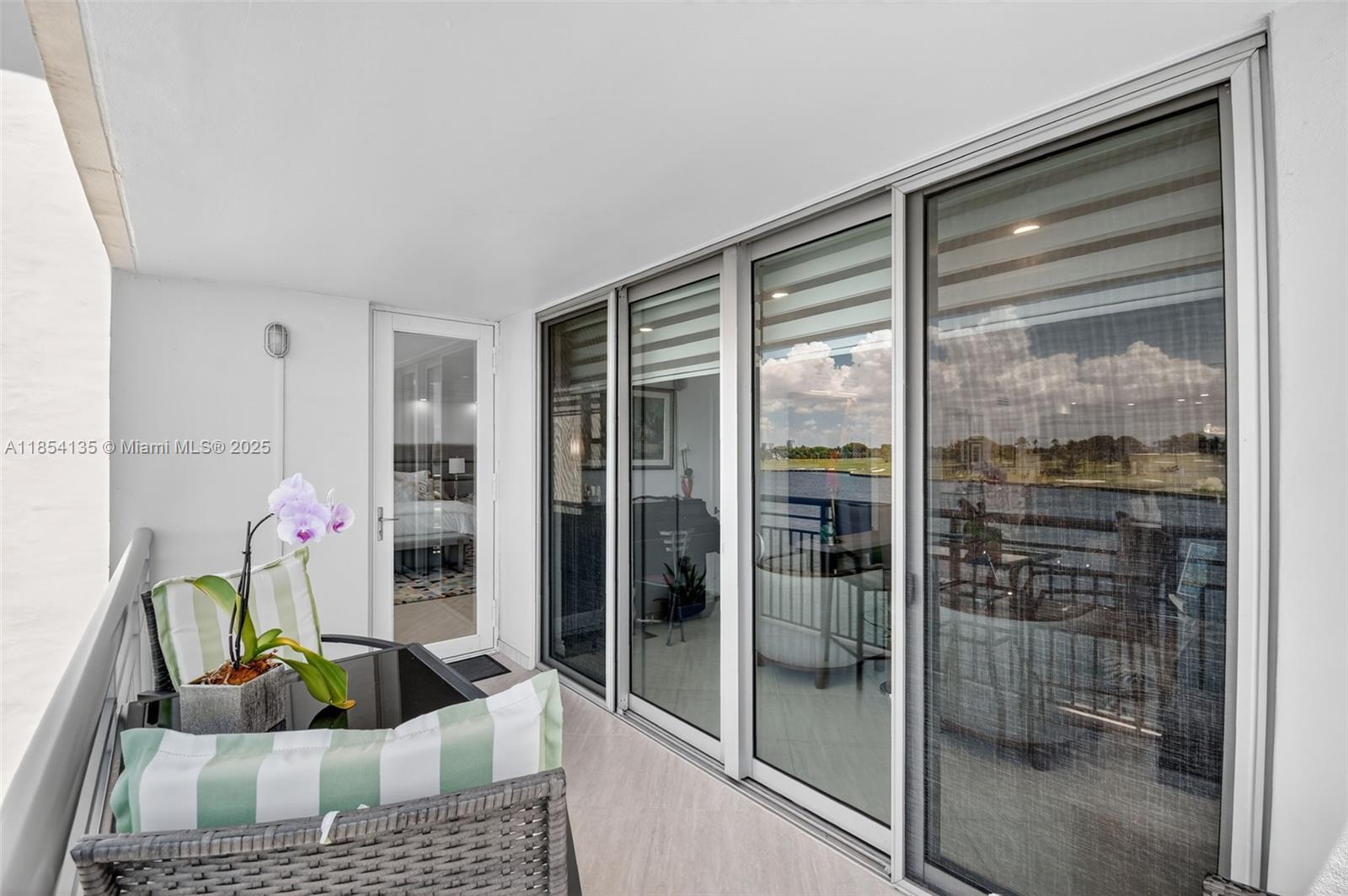 9250 W Bay Hbr Dr #5A Bay Harbor Islands, FL 33154