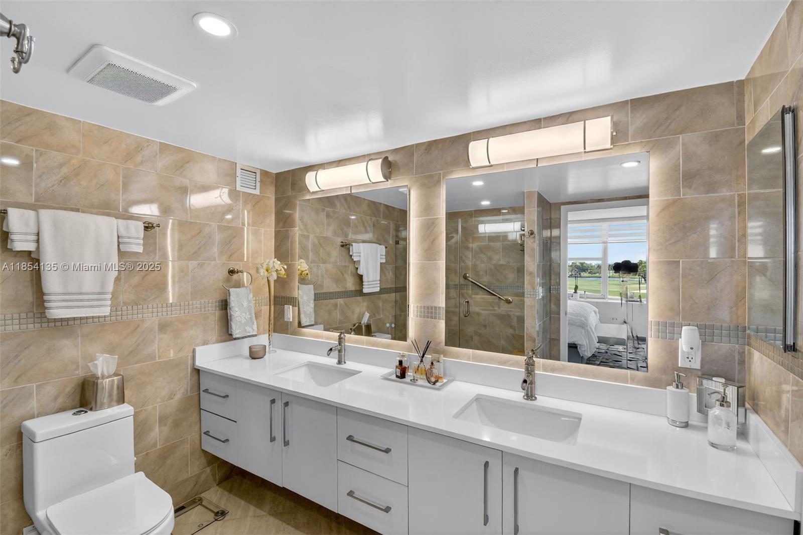 9250 W Bay Hbr Dr #5A Bay Harbor Islands, FL 33154