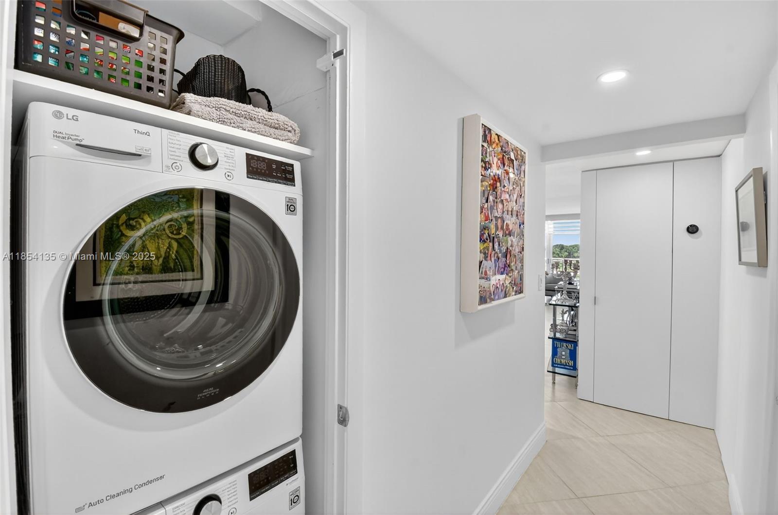 9250 W Bay Hbr Dr #5A Bay Harbor Islands, FL 33154