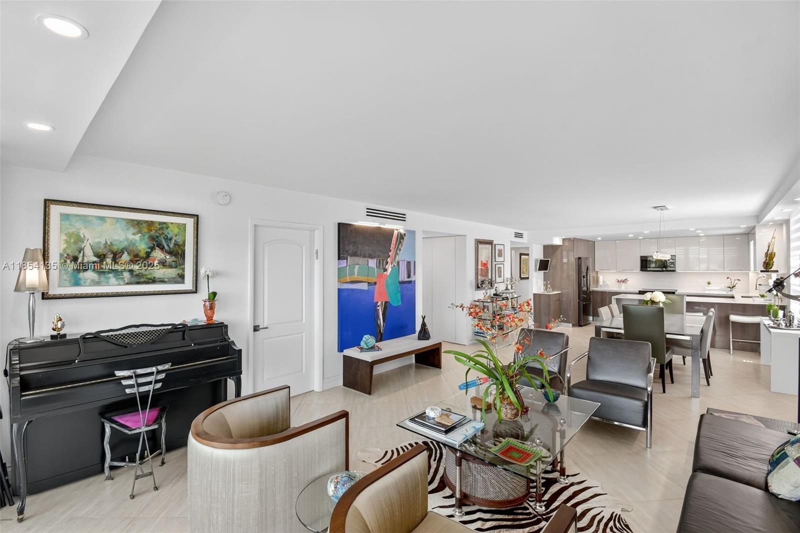 9250 W Bay Hbr Dr #5A Bay Harbor Islands, FL 33154