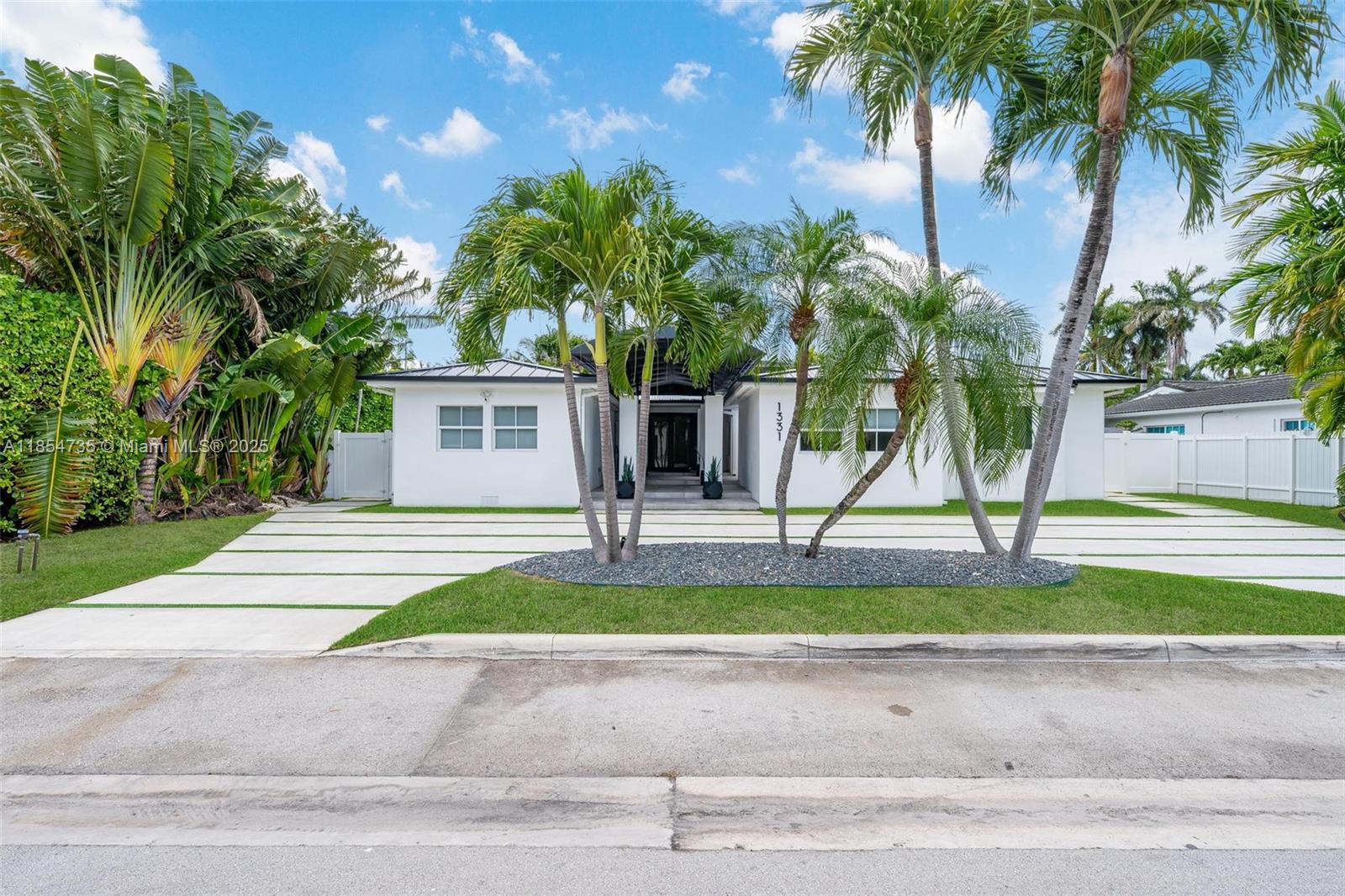 1331 97th St Bay Harbor Islands, FL 33154