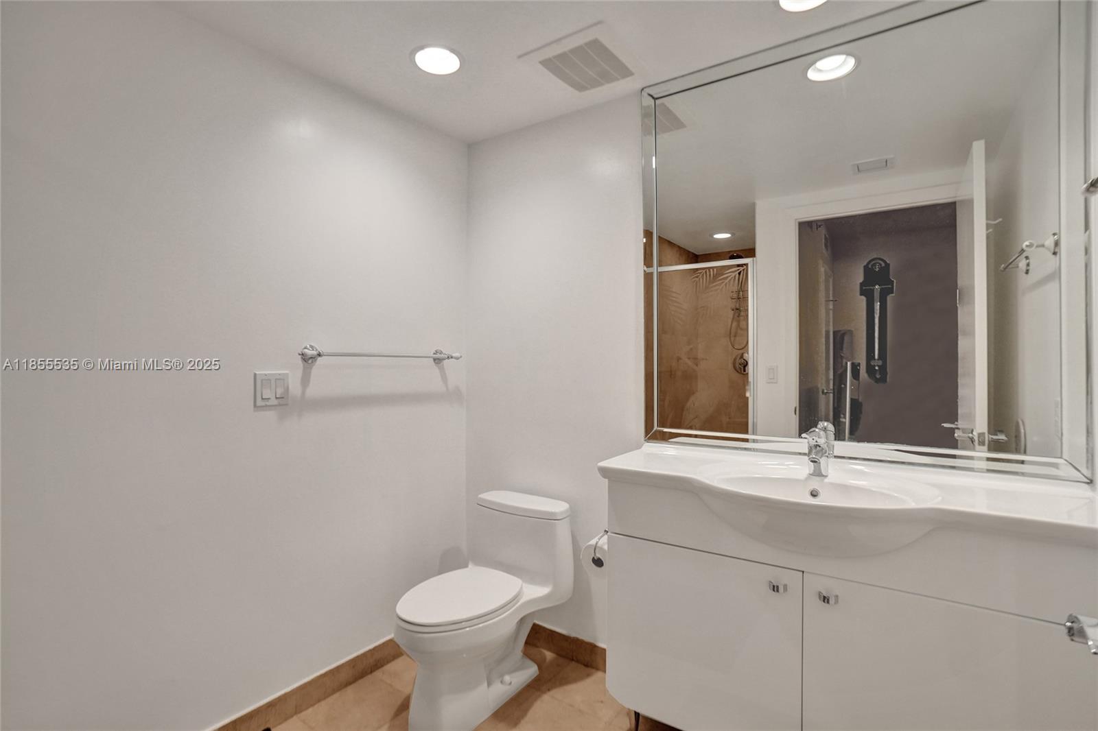 image Beach Club Condo20