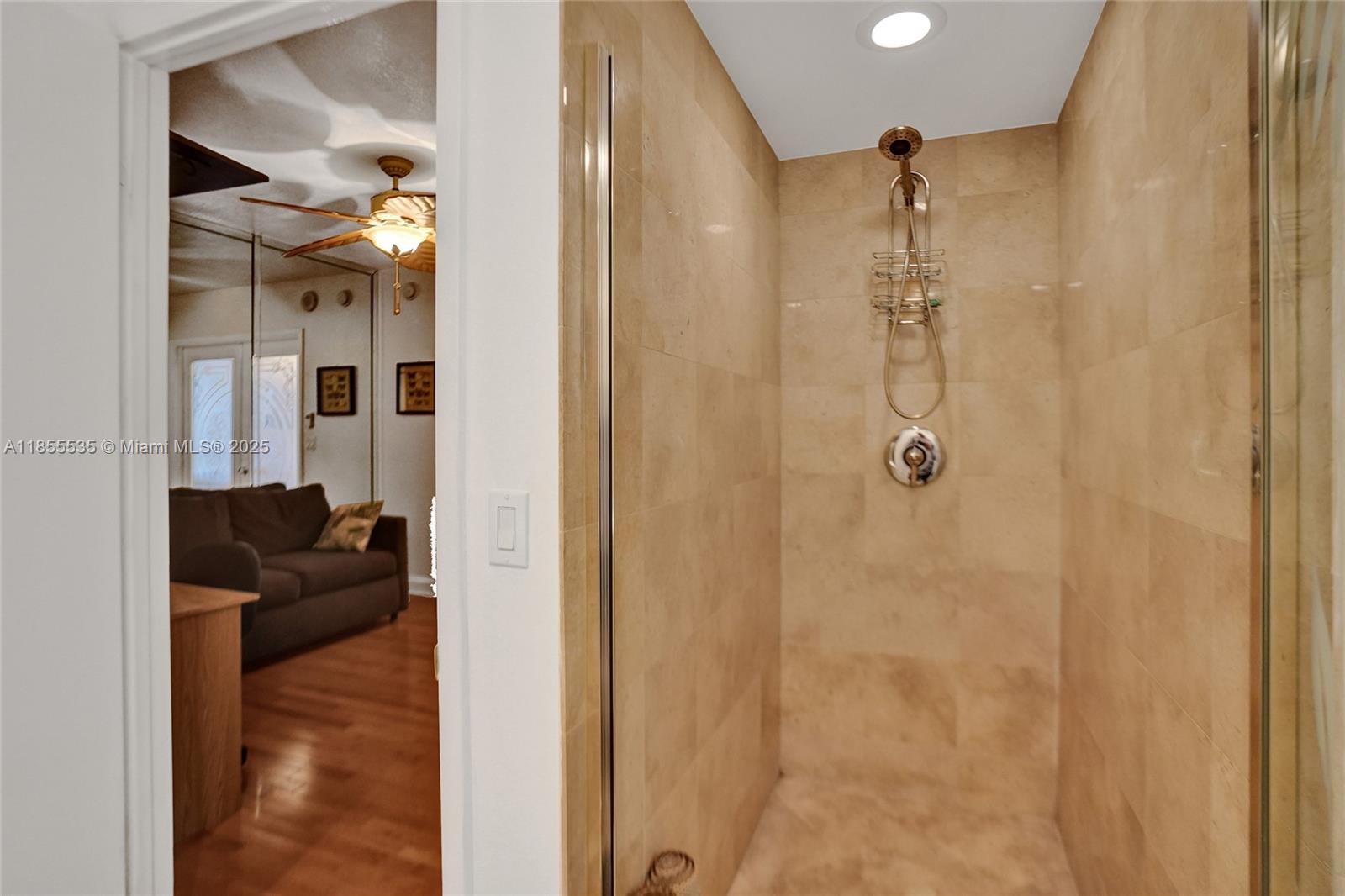 image Beach Club Condo21
