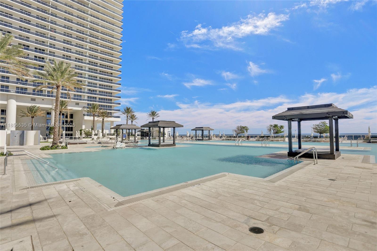 image Beach Club Condo66