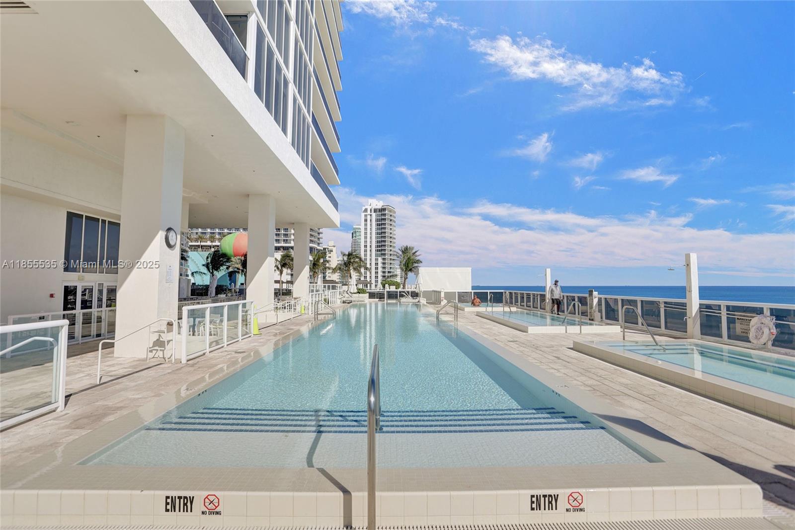 image Beach Club Condo71