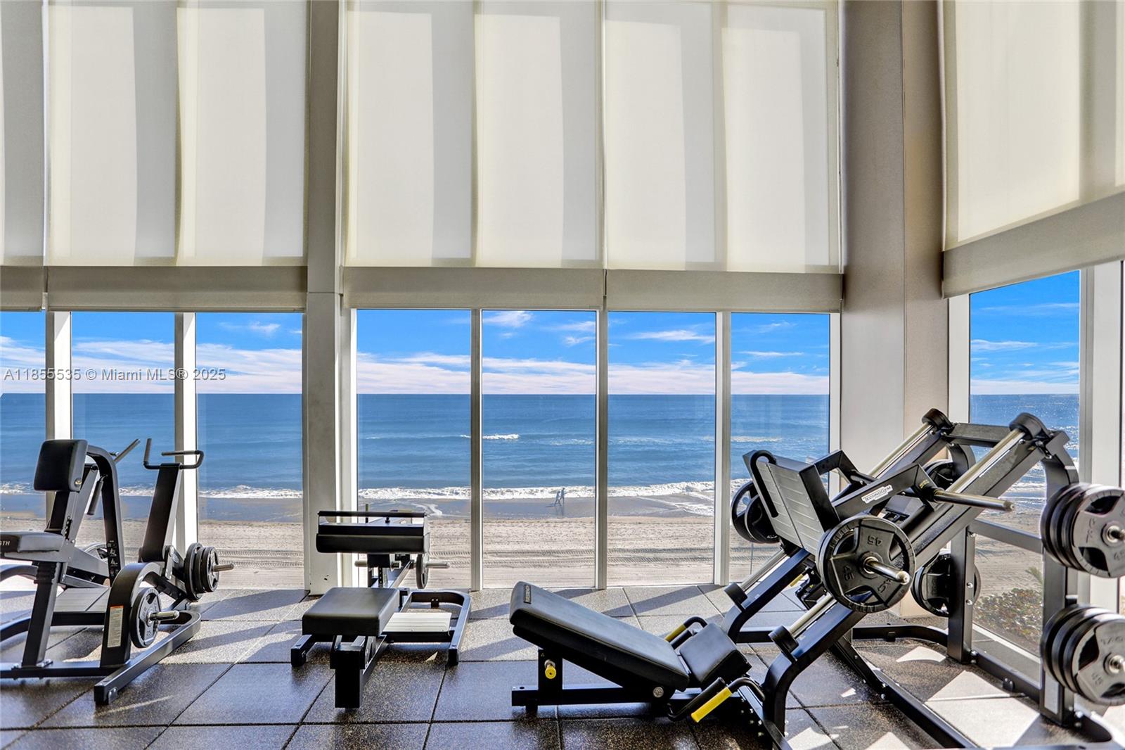 image Beach Club Condo73