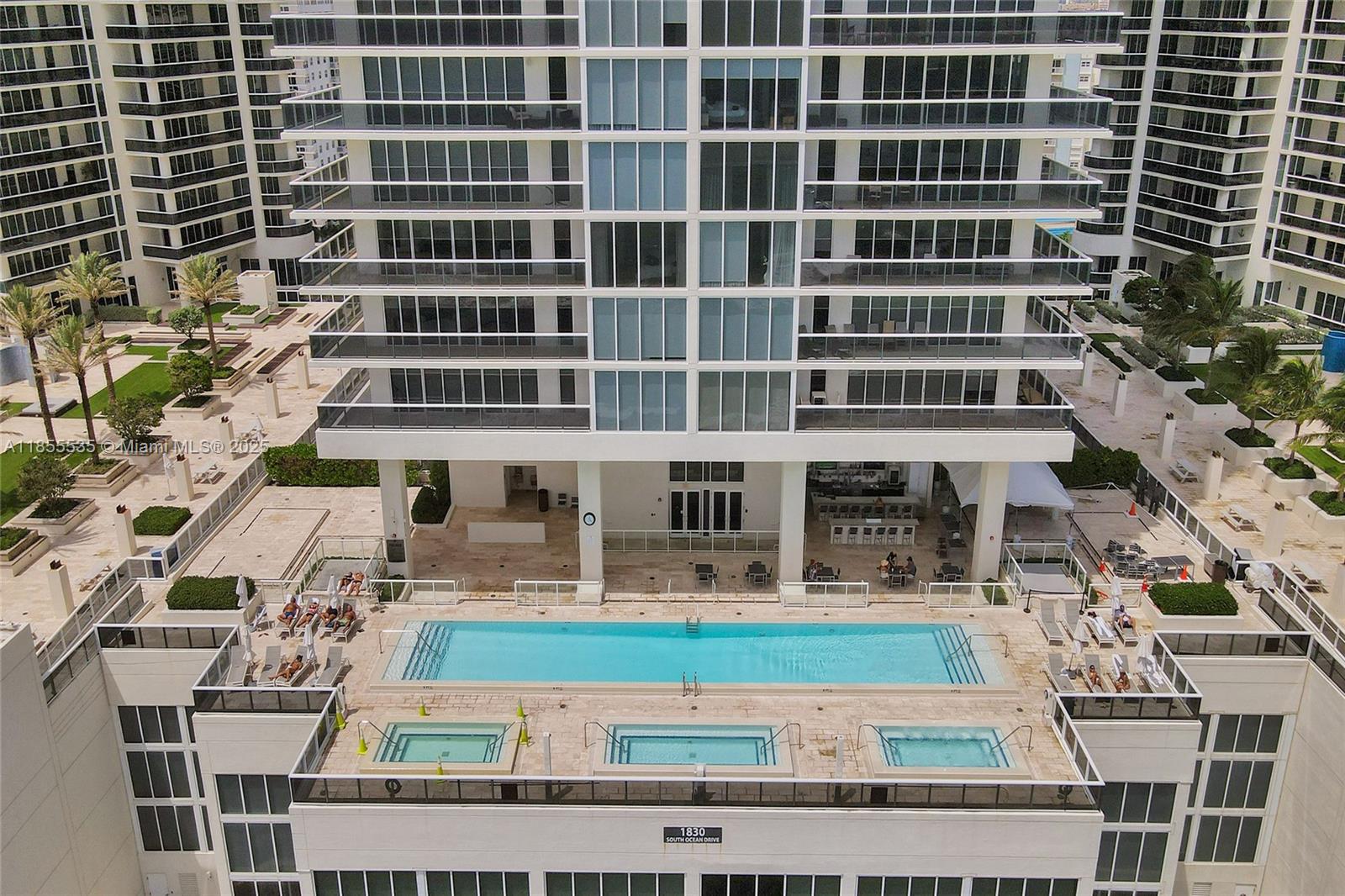 image Beach Club Condo84