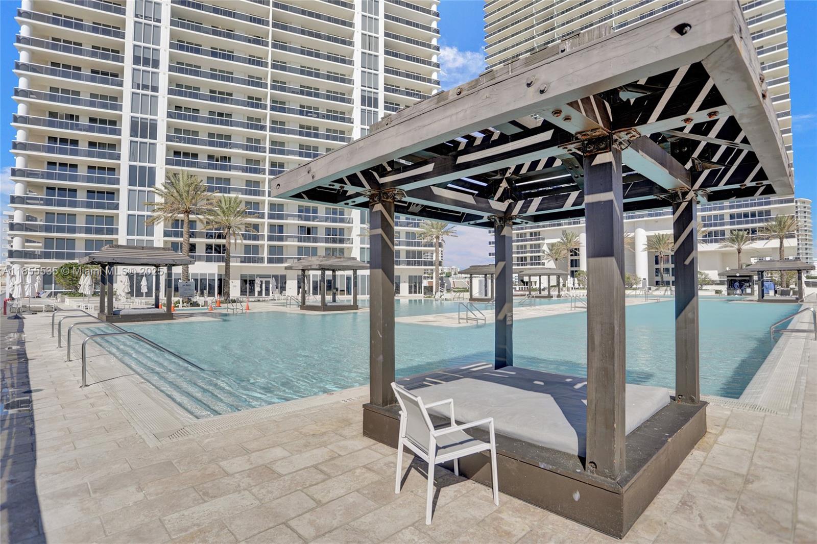 image Beach Club Condo97