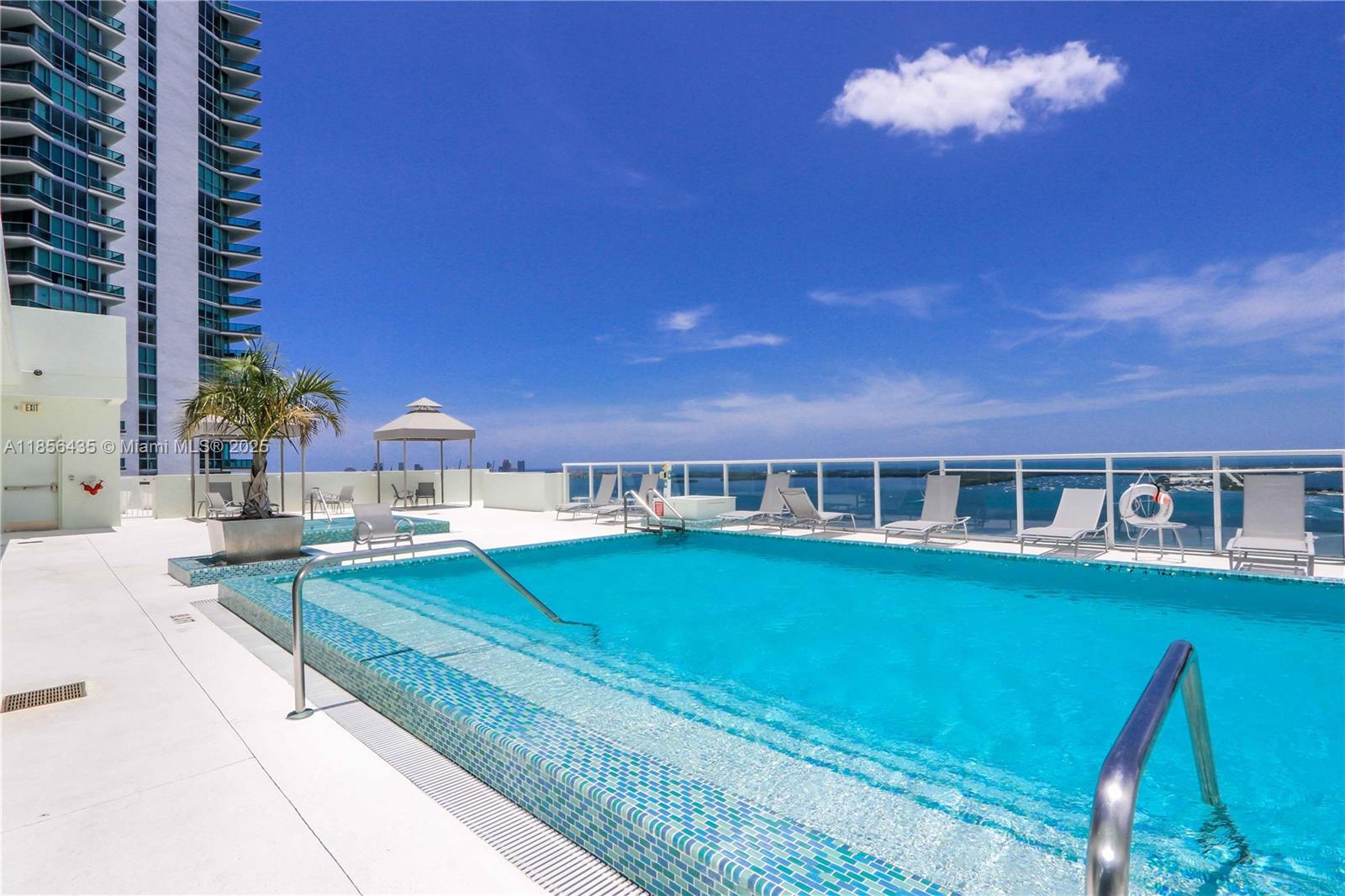 image The Emerald At Brickell C16
