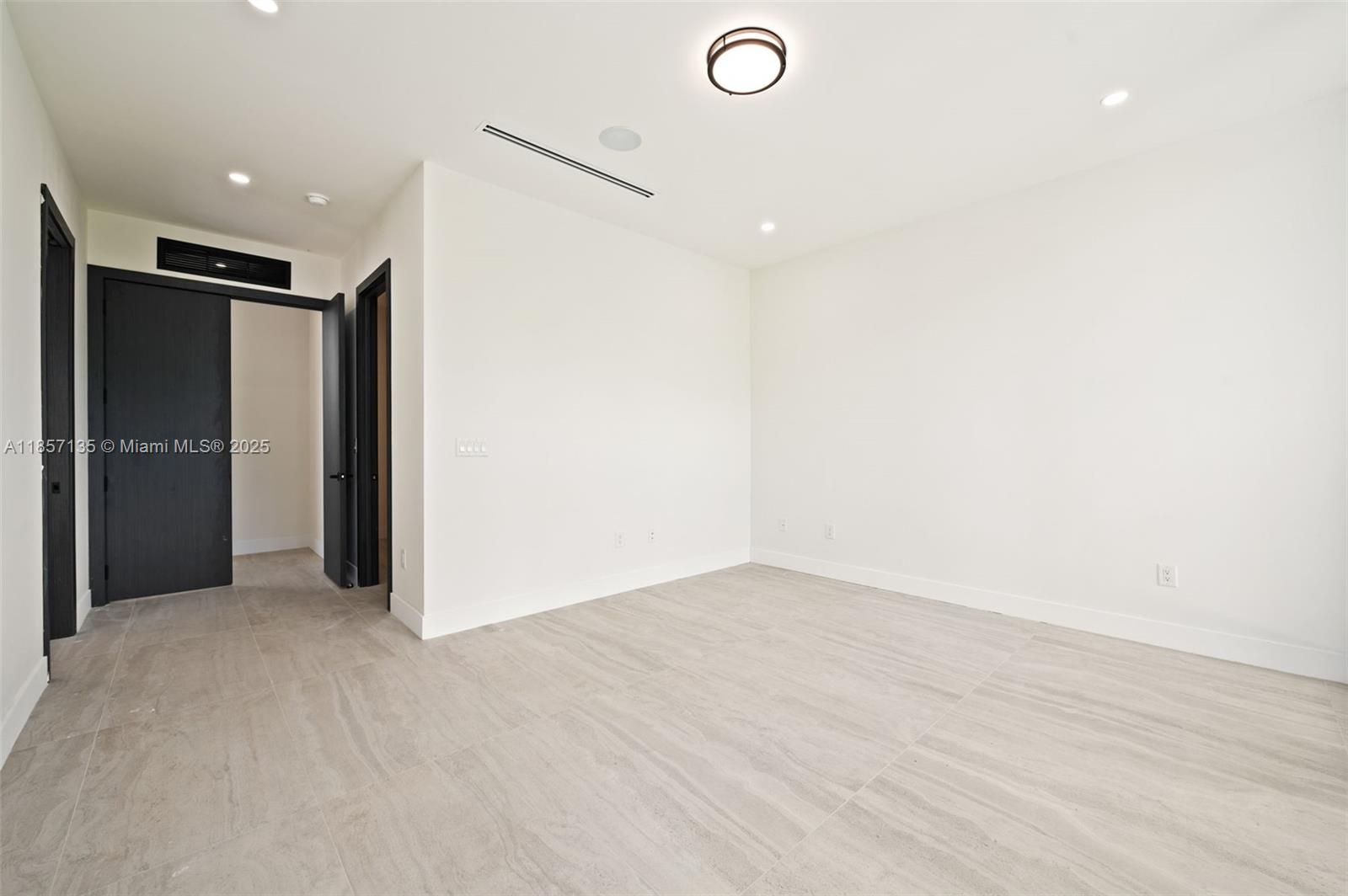 2940 SW 63rd Ave Miami, FL 33155 2940 SW 63rd Ave Miami, FL 33155