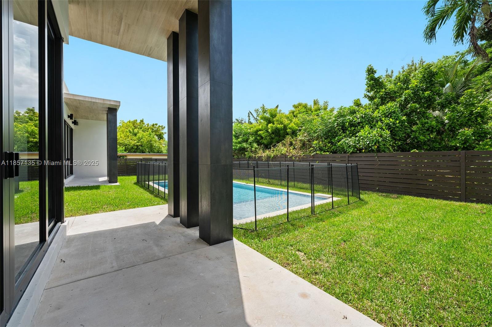 2940 SW 63rd Ave Miami, FL 33155 2940 SW 63rd Ave Miami, FL 33155