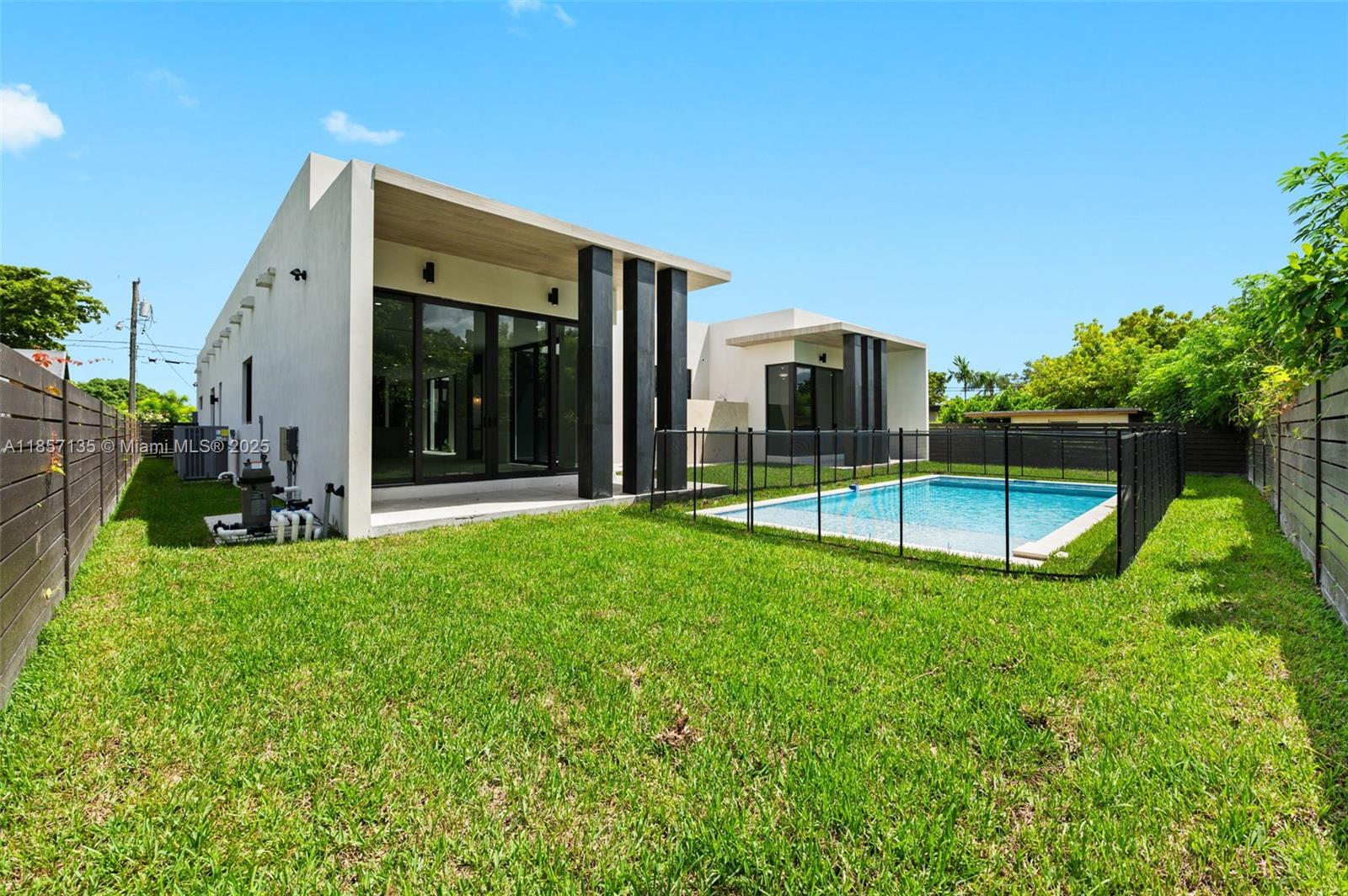 2940 SW 63rd Ave Miami, FL 33155 2940 SW 63rd Ave Miami, FL 33155