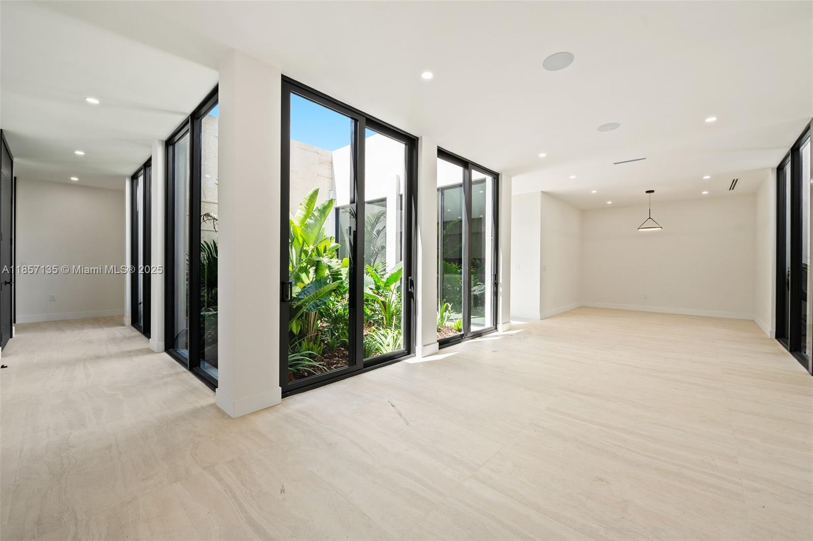 2940 SW 63rd Ave Miami, FL 33155 2940 SW 63rd Ave Miami, FL 33155