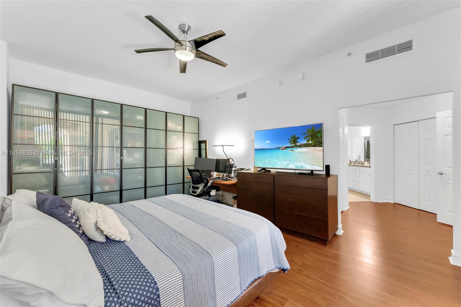 image Alaqua Condo12