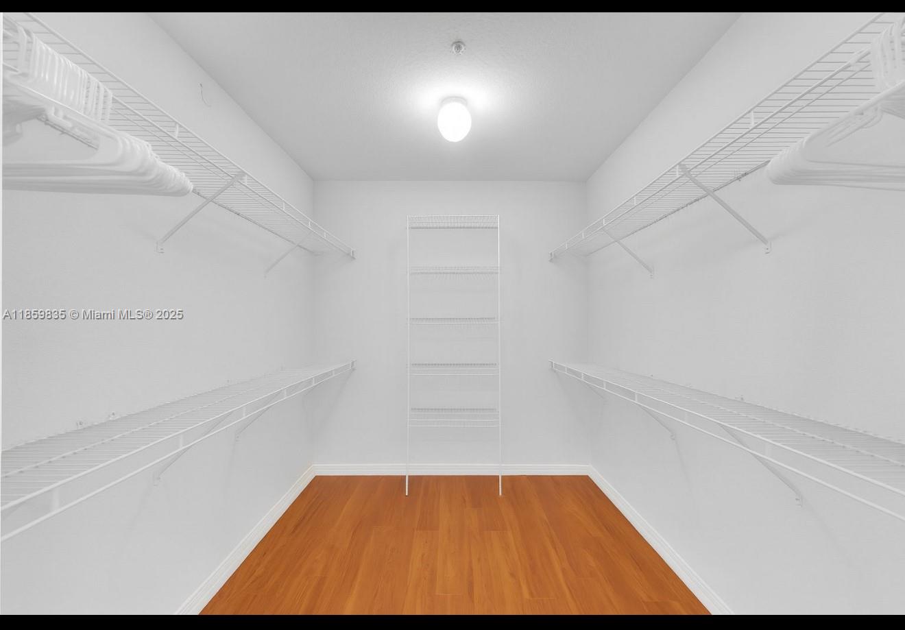 image Alaqua Condo18
