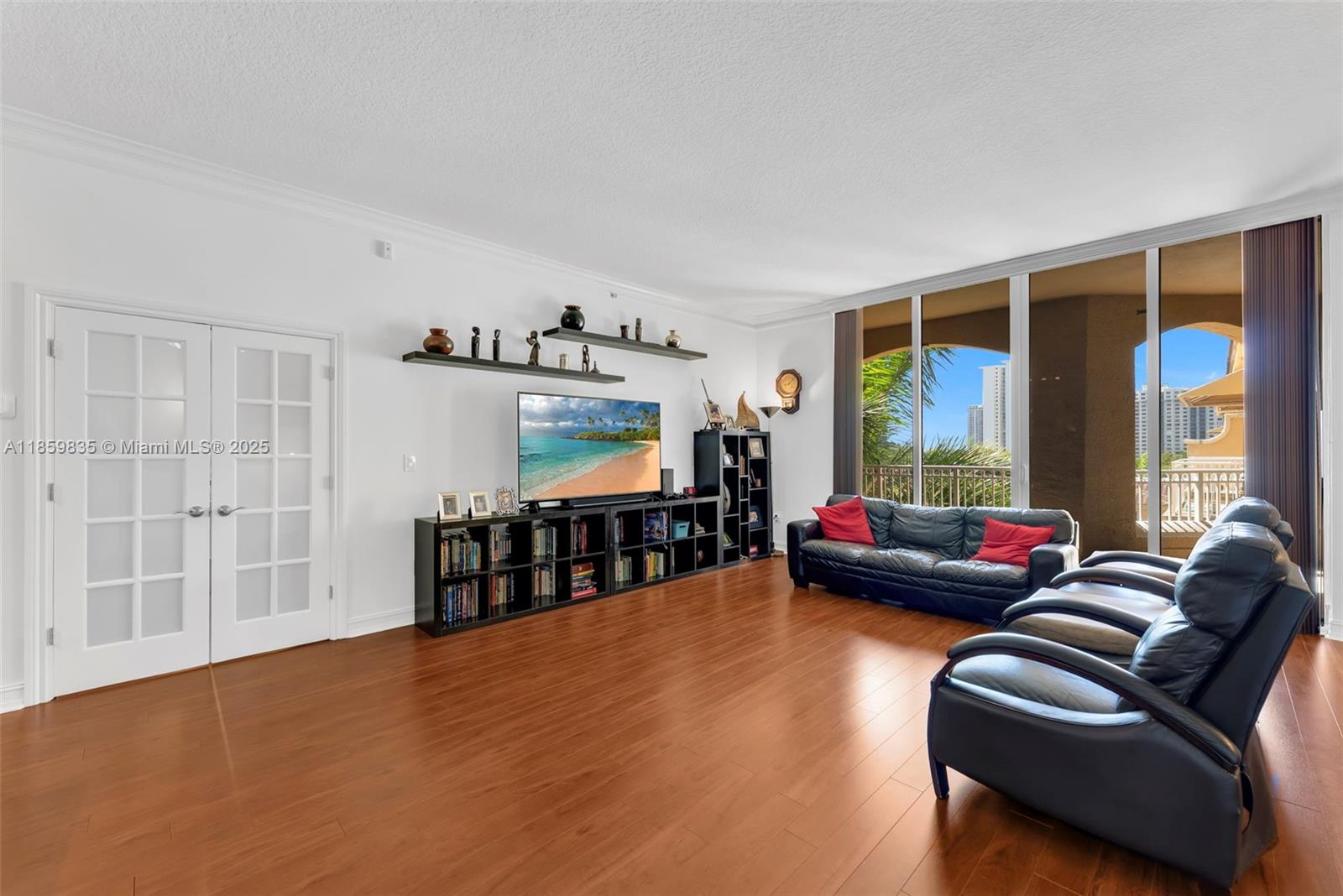 image Alaqua Condo5