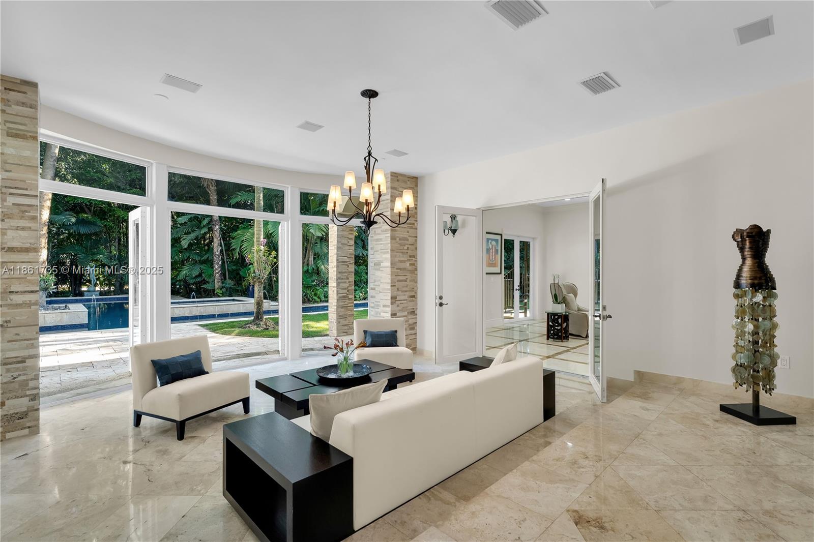 5100 SW 86th St Miami, FL 33143 5100 SW 86th St Miami, FL 33143