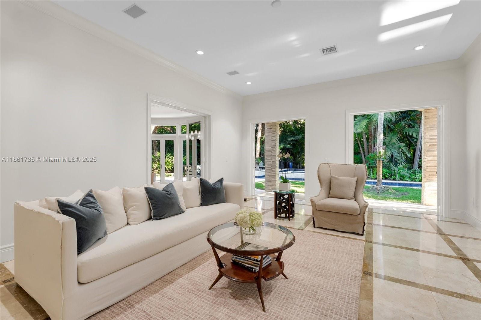 5100 SW 86th St Miami, FL 33143 5100 SW 86th St Miami, FL 33143