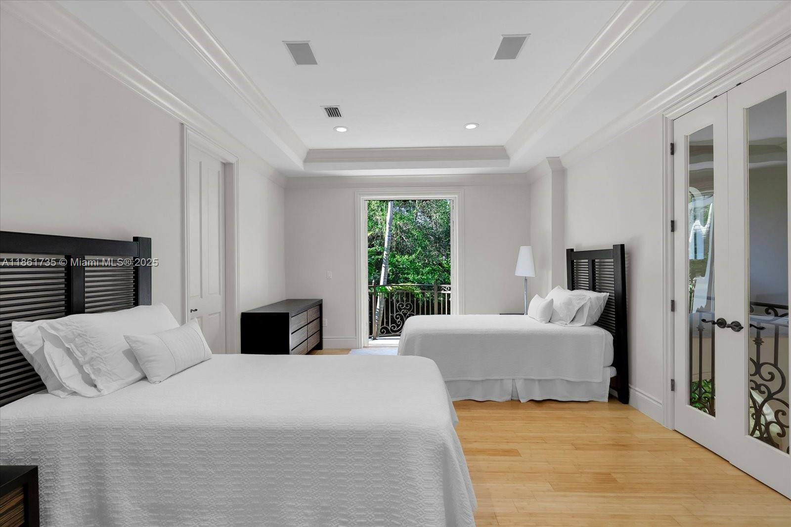 5100 SW 86th St Miami, FL 33143 5100 SW 86th St Miami, FL 33143