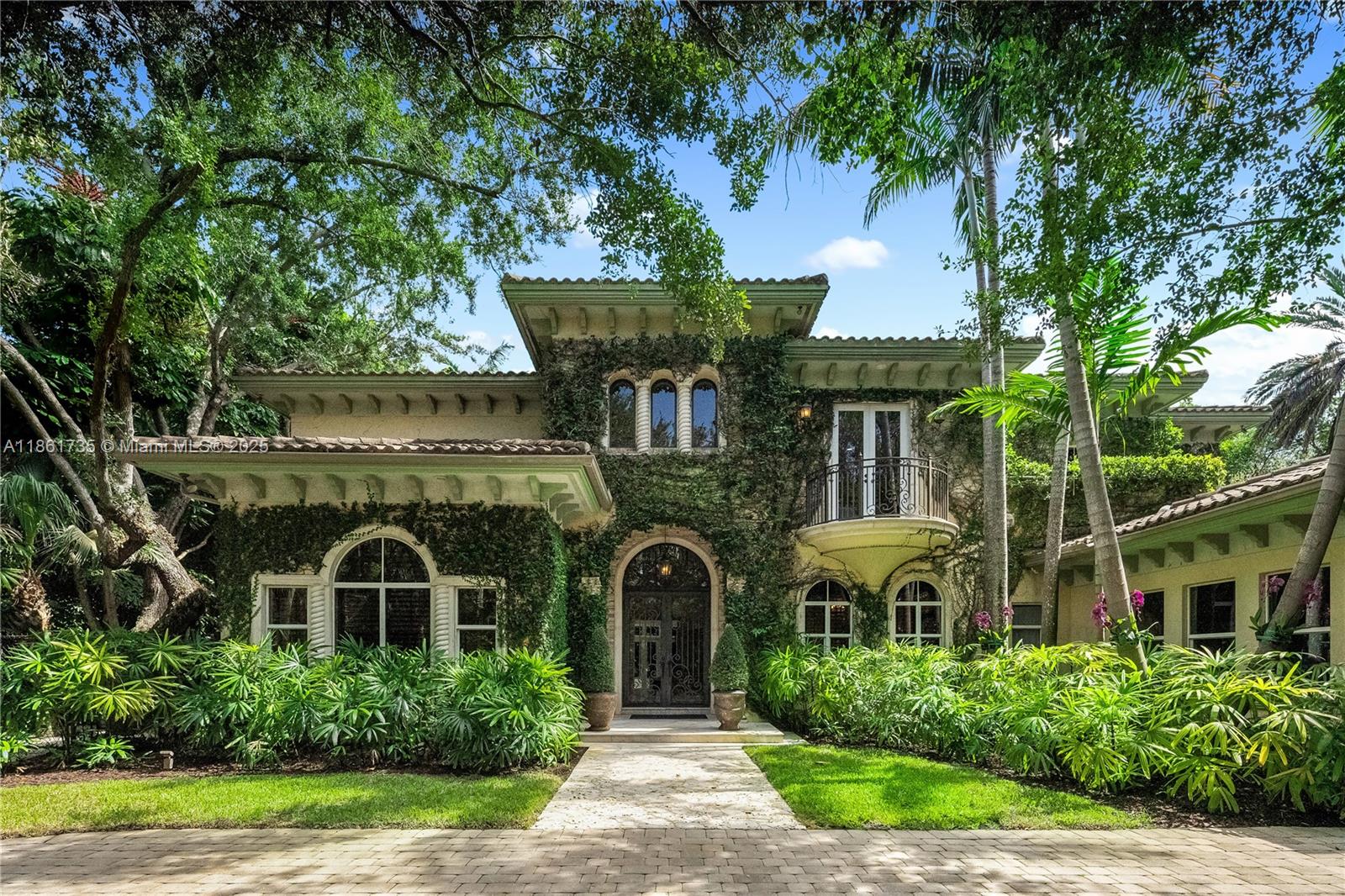 5100 SW 86th St Miami, FL 33143 5100 SW 86th St Miami, FL 33143