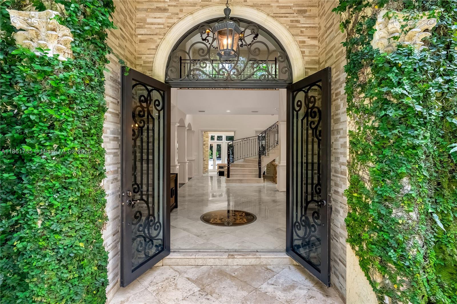 5100 SW 86th St Miami, FL 33143 5100 SW 86th St Miami, FL 33143