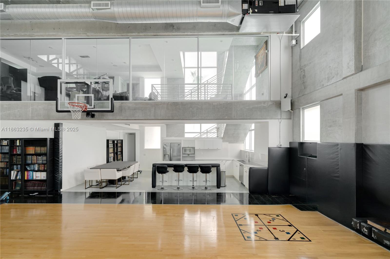 980 W 48th St Miami Beach, FL 33140