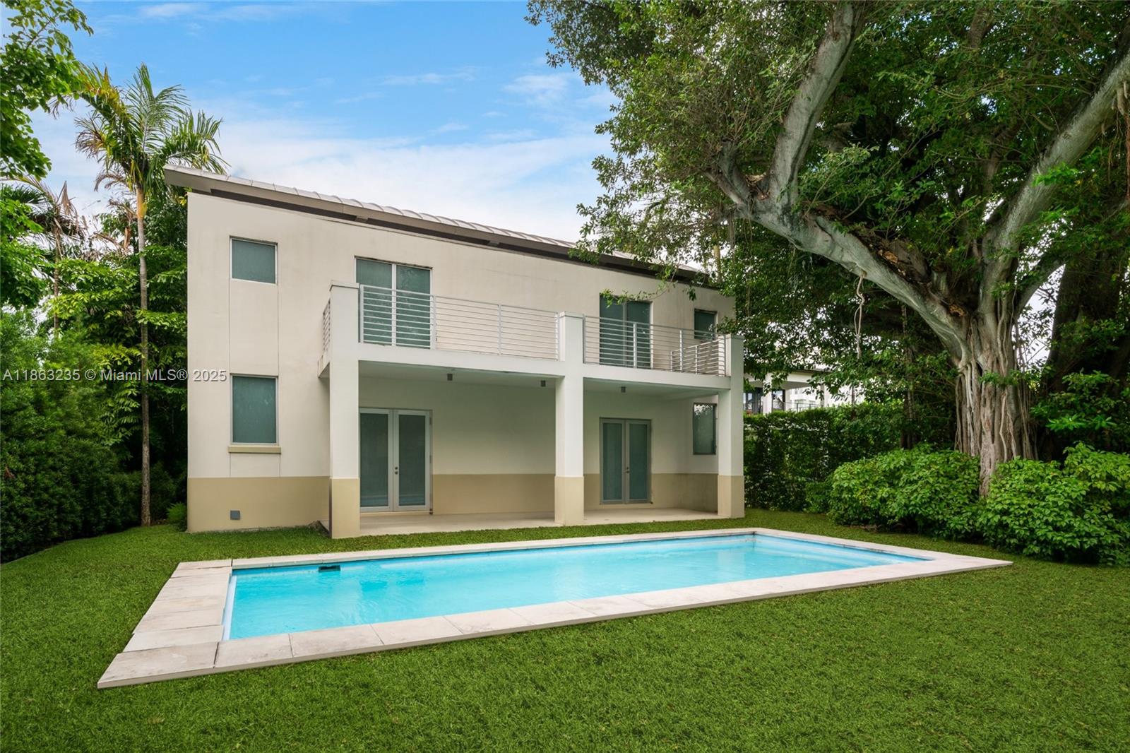 980 W 48th St Miami Beach, FL 33140