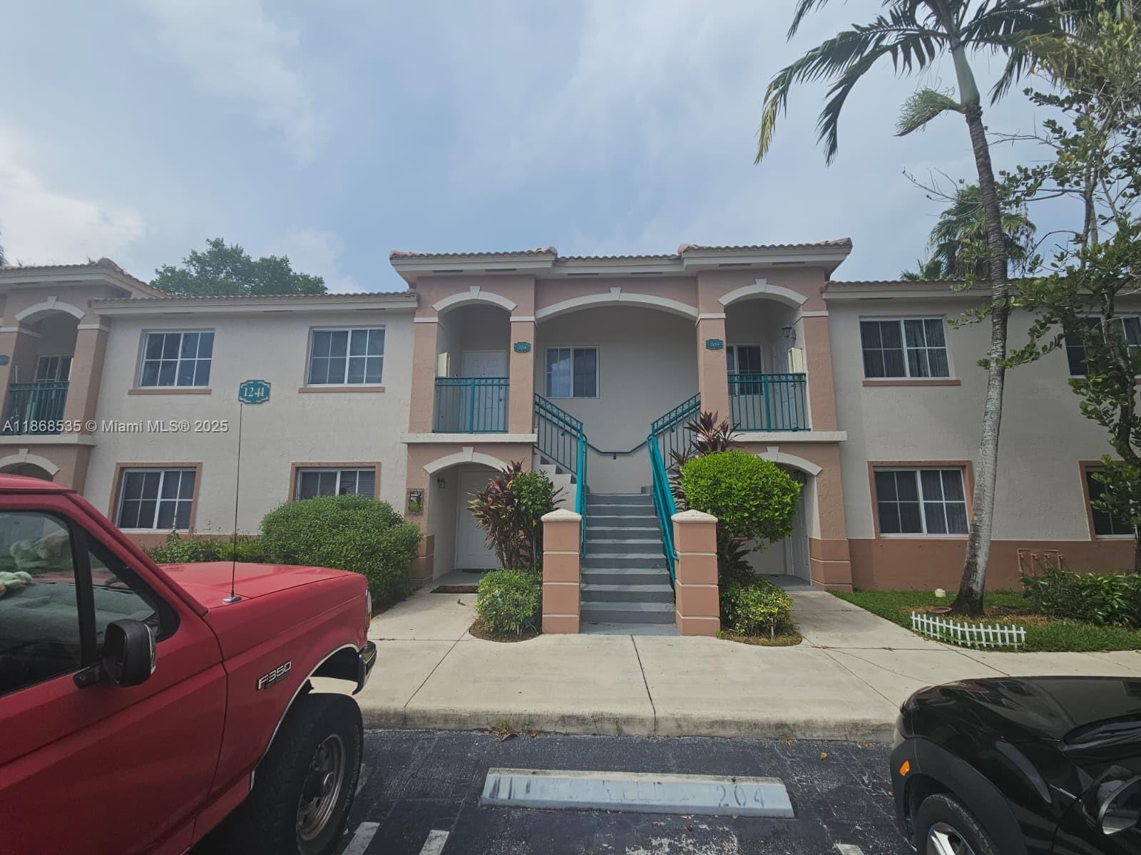 1241 SE 29th St #205-27
