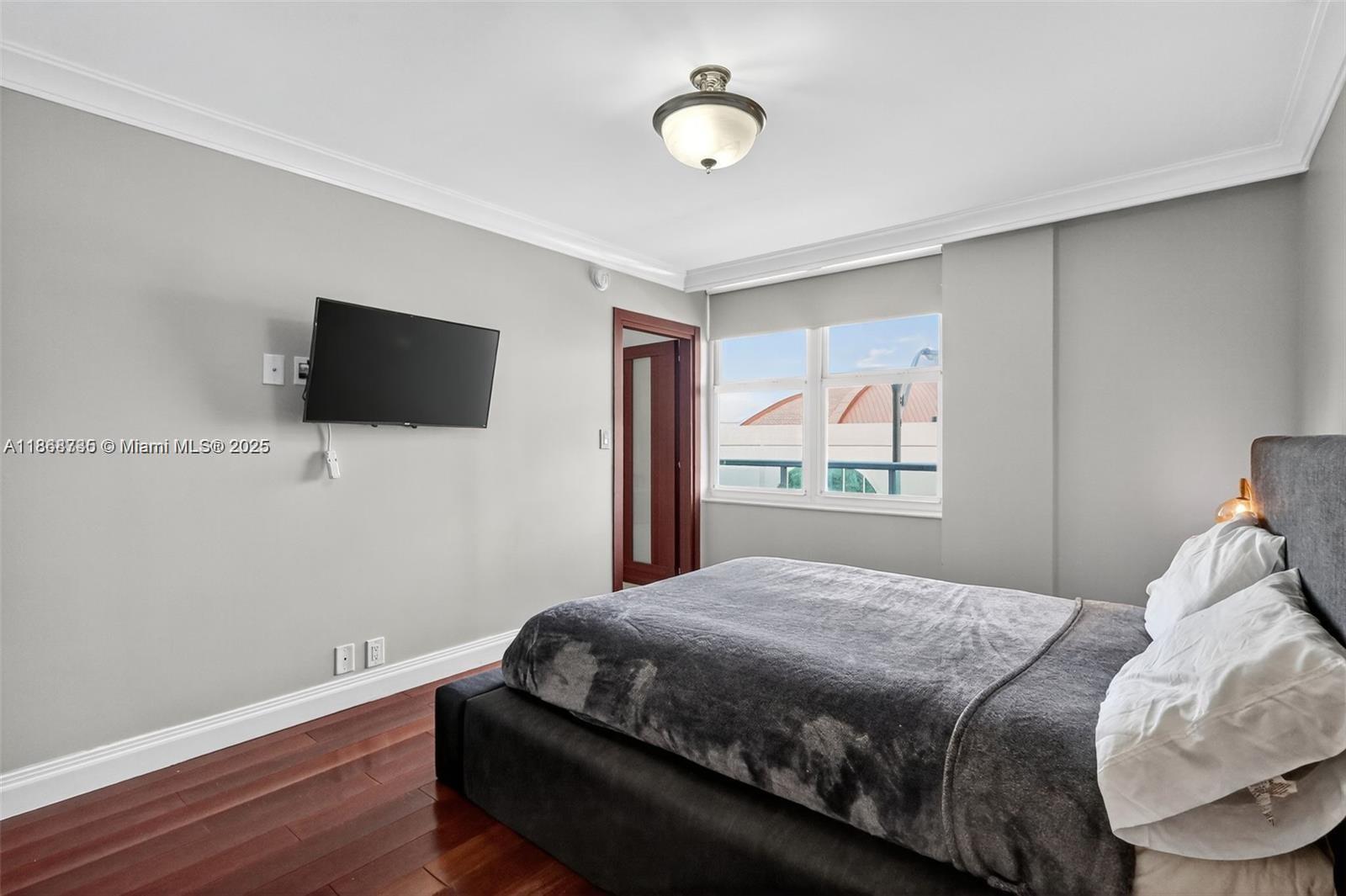 9511 Collins Ave #410 Surfside, FL 33154