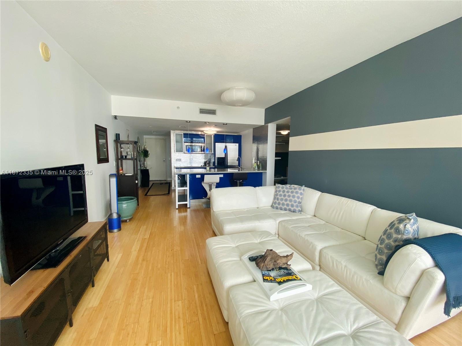 185 SW 7th St #1504