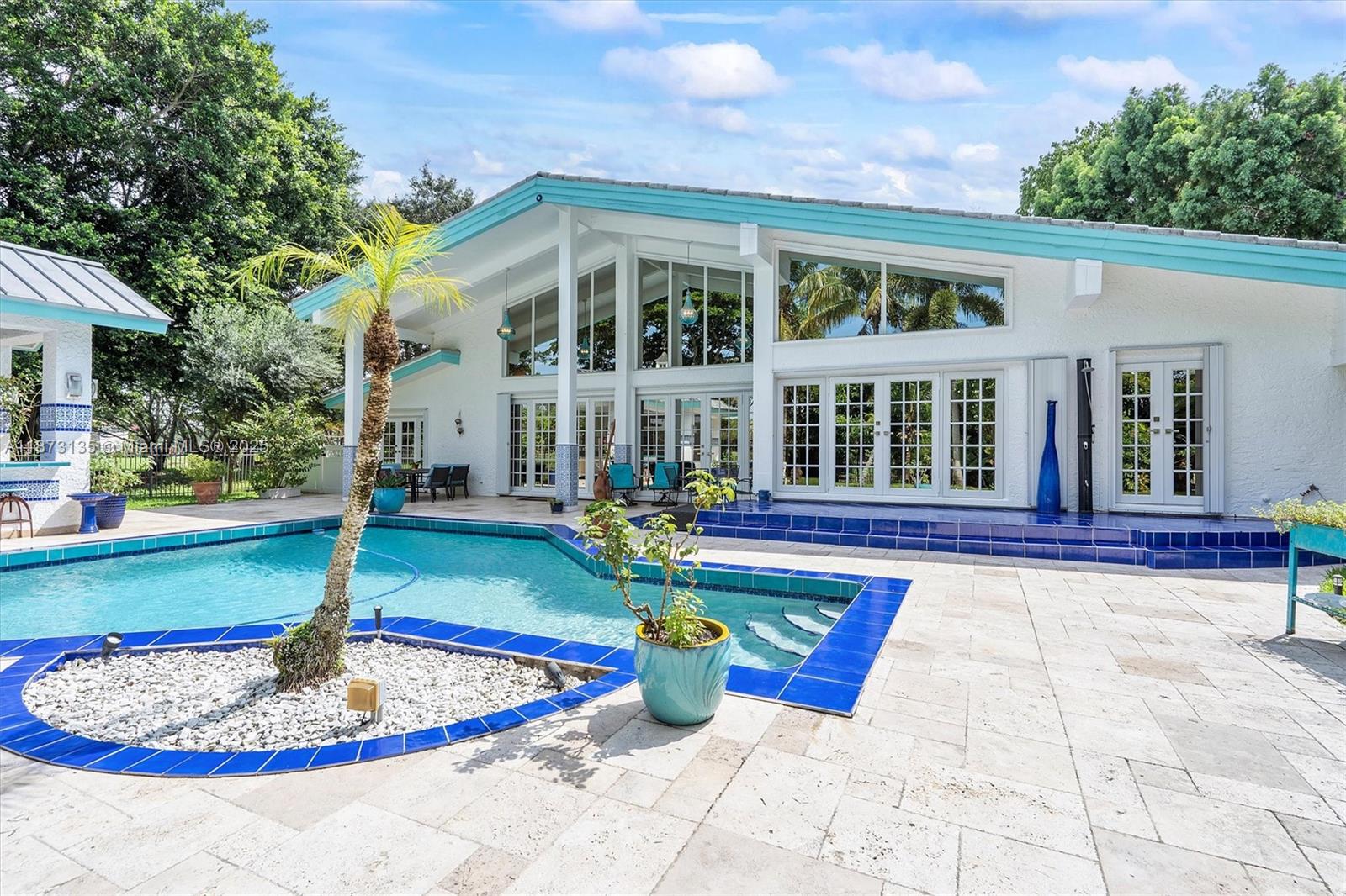 783 W Coco Plum Cir