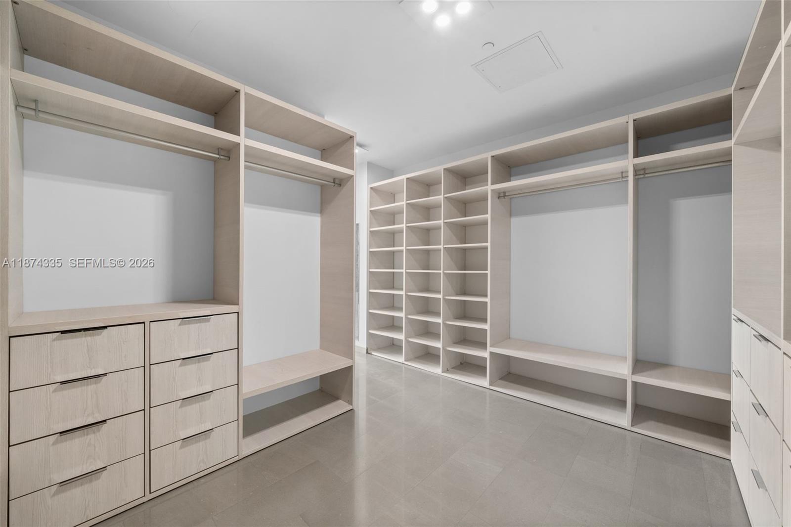 image Rise Brickell City Centre21