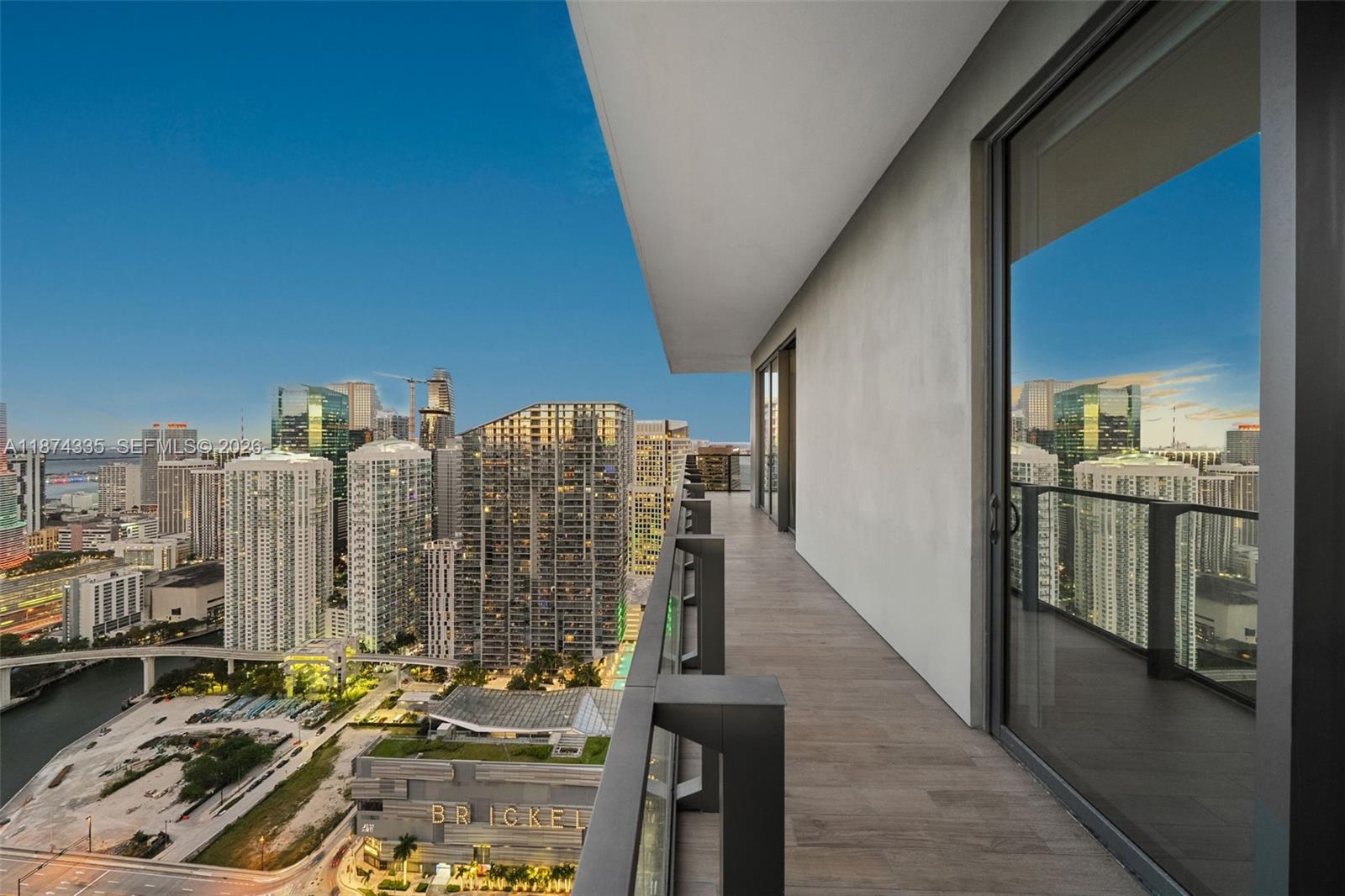 image Rise Brickell City Centre25