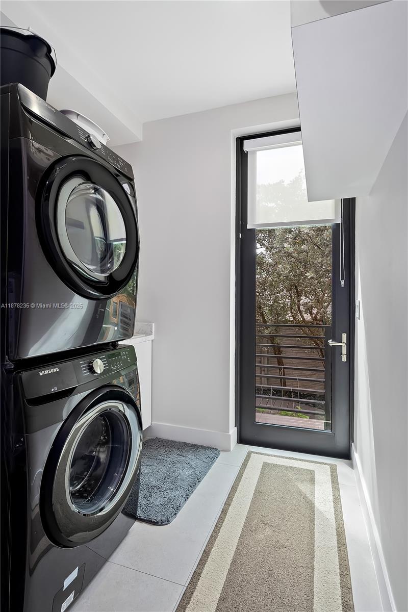 311 189th St Sunny Isles Beach, FL 33160