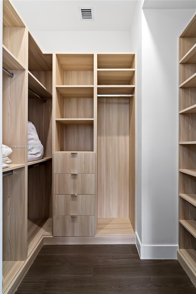 311 189th St Sunny Isles Beach, FL 33160