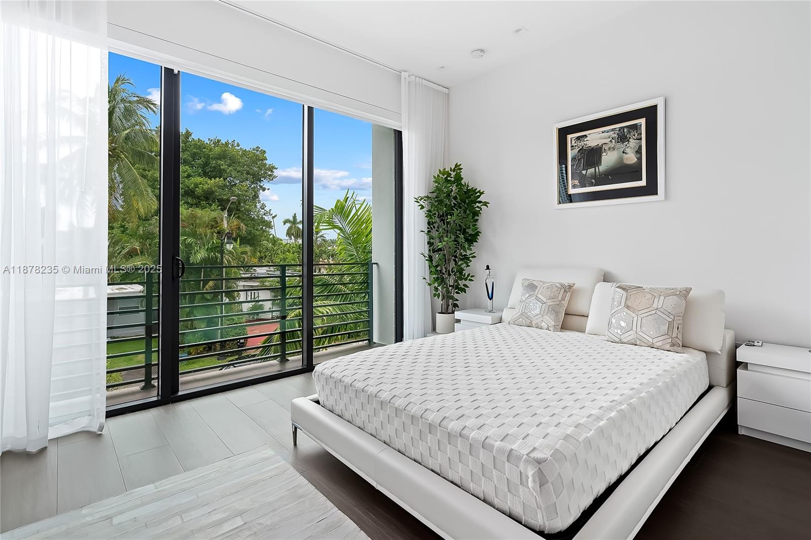 311 189th St Sunny Isles Beach, FL 33160