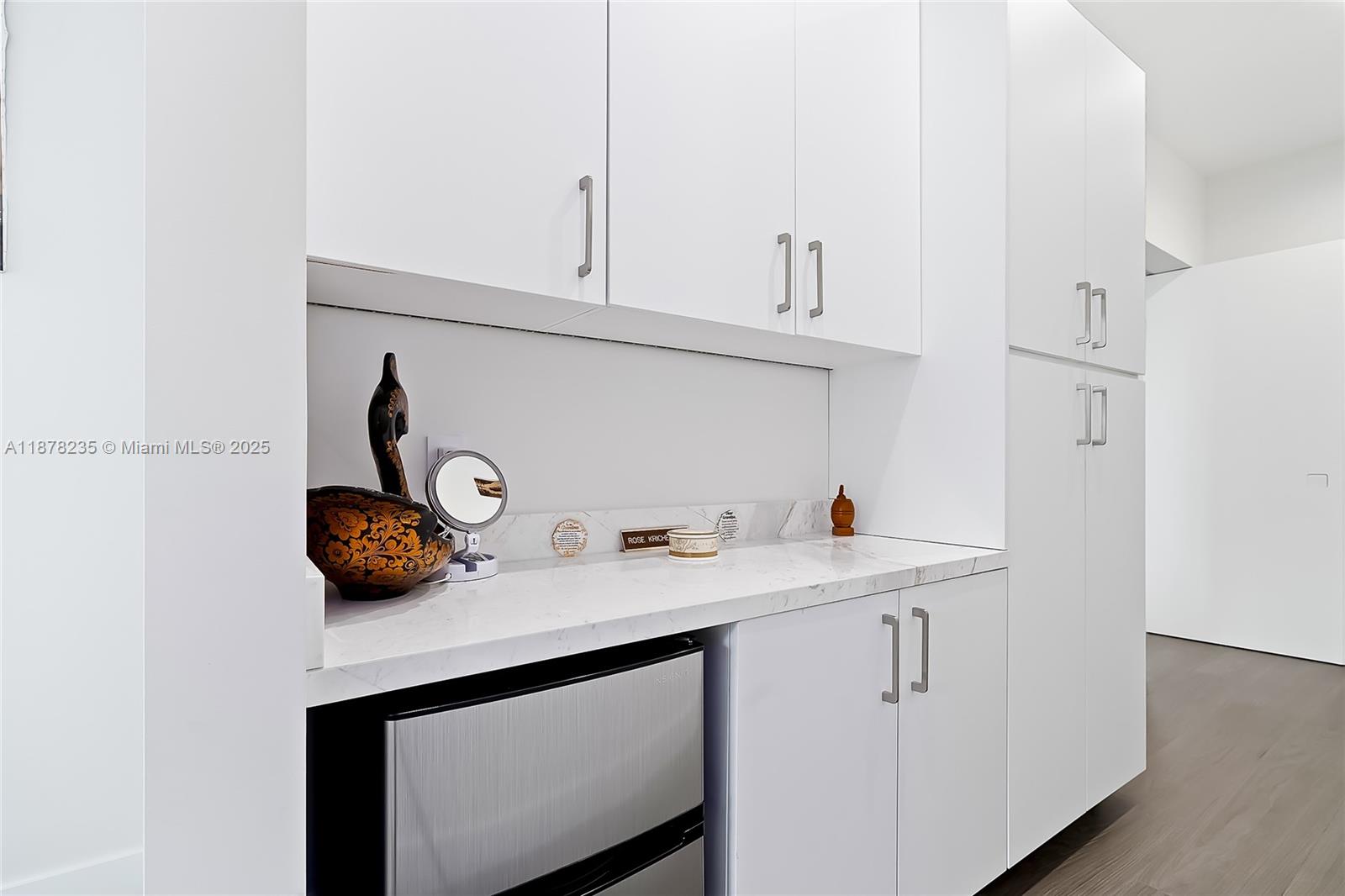 311 189th St Sunny Isles Beach, FL 33160