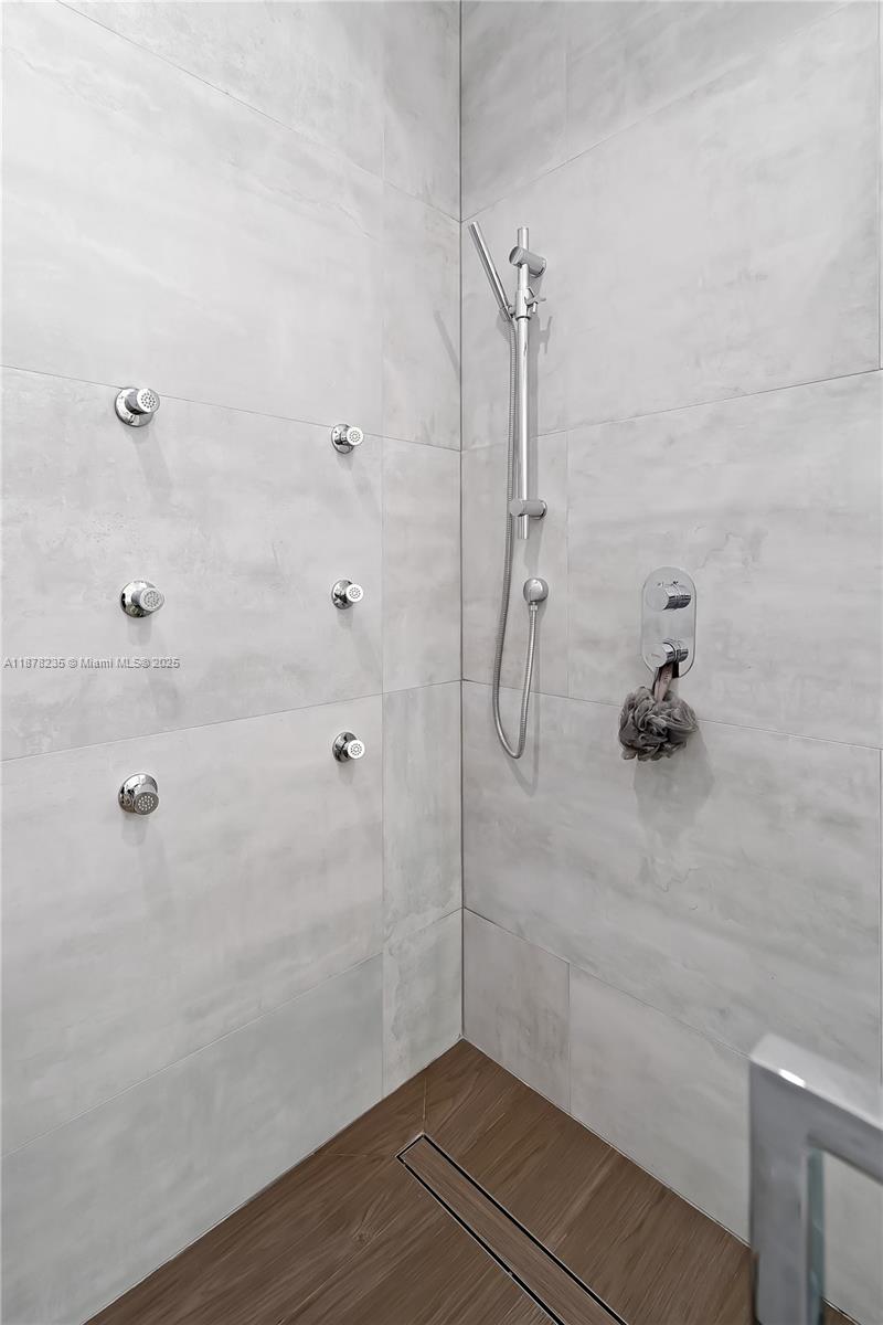 311 189th St Sunny Isles Beach, FL 33160