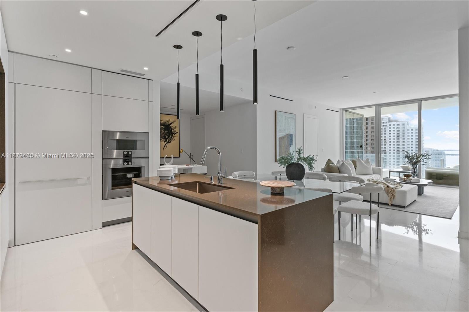 image Aston Martin Residences1