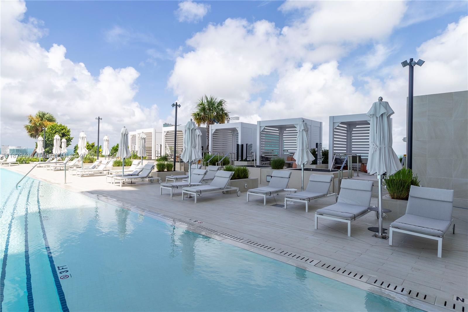 image Aston Martin Residences20