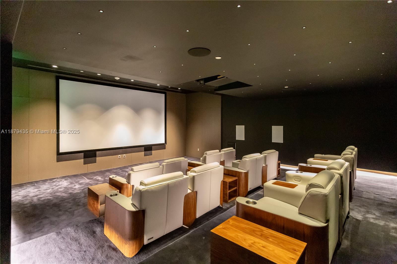 image Aston Martin Residences23