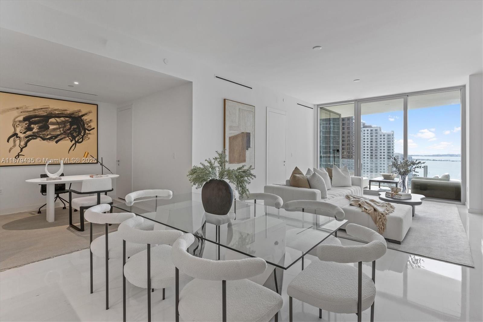 image Aston Martin Residences3