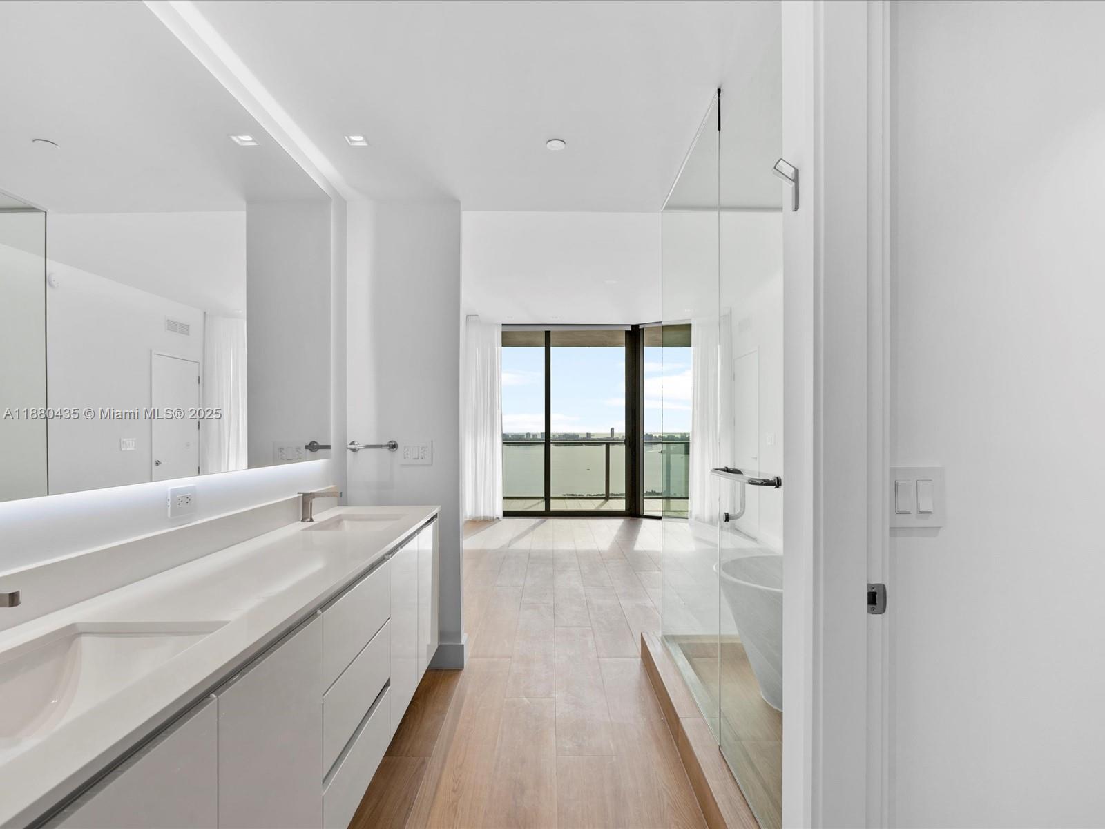 image Aria Reserve Miami16