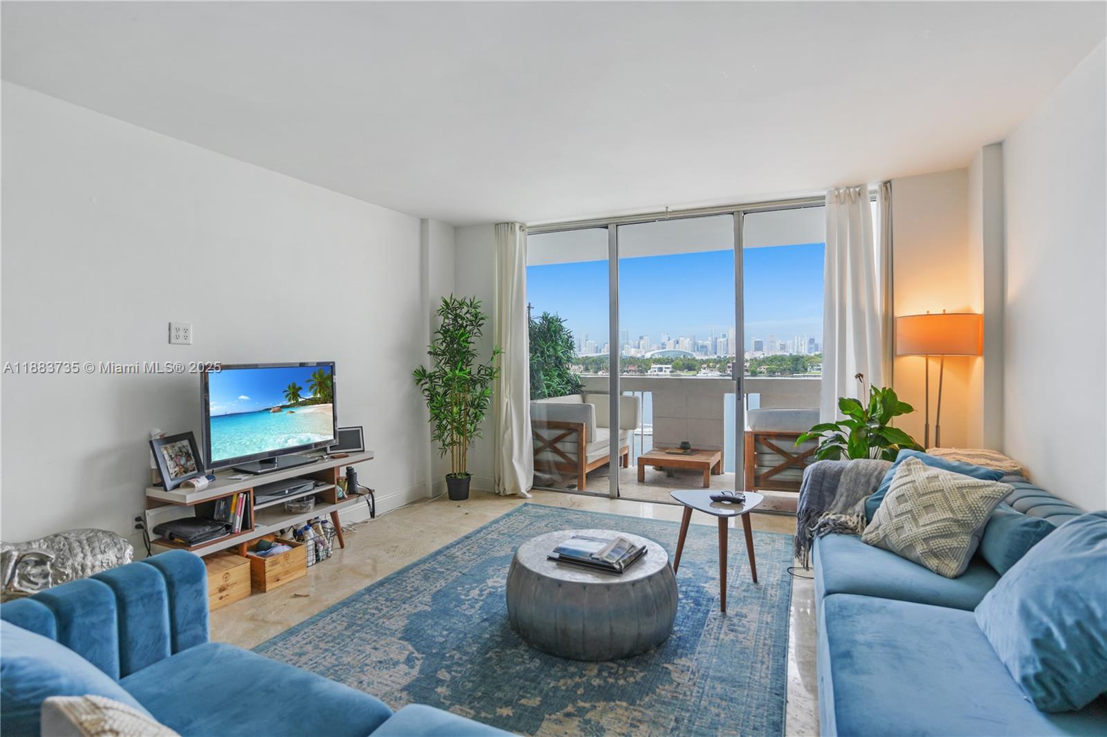 800 West Ave #927