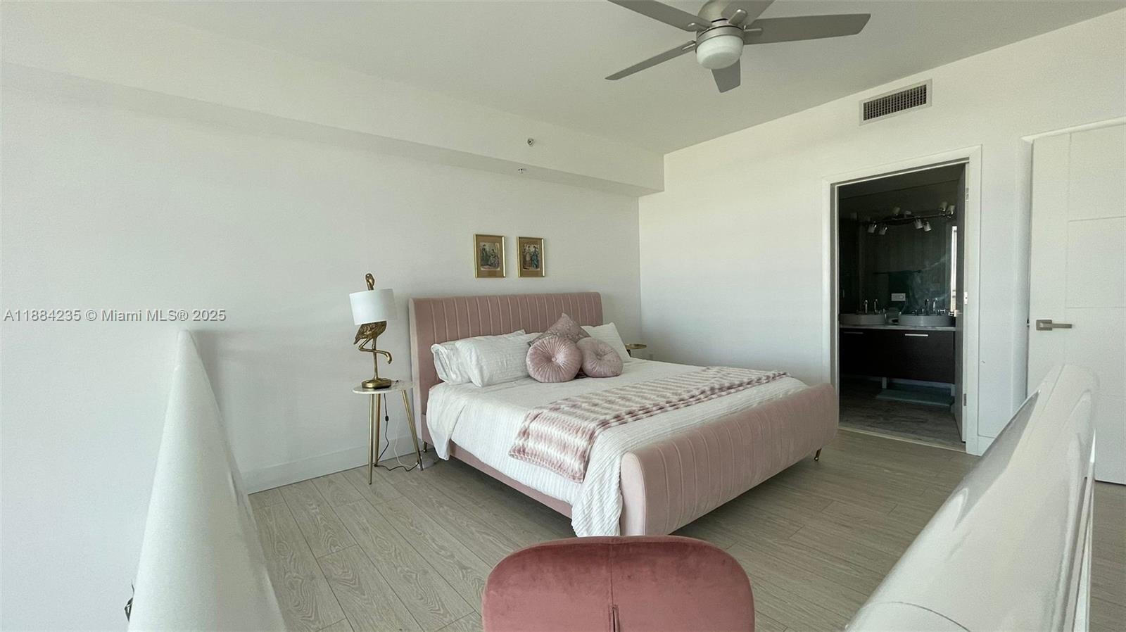 image Vizcayne South Condo4