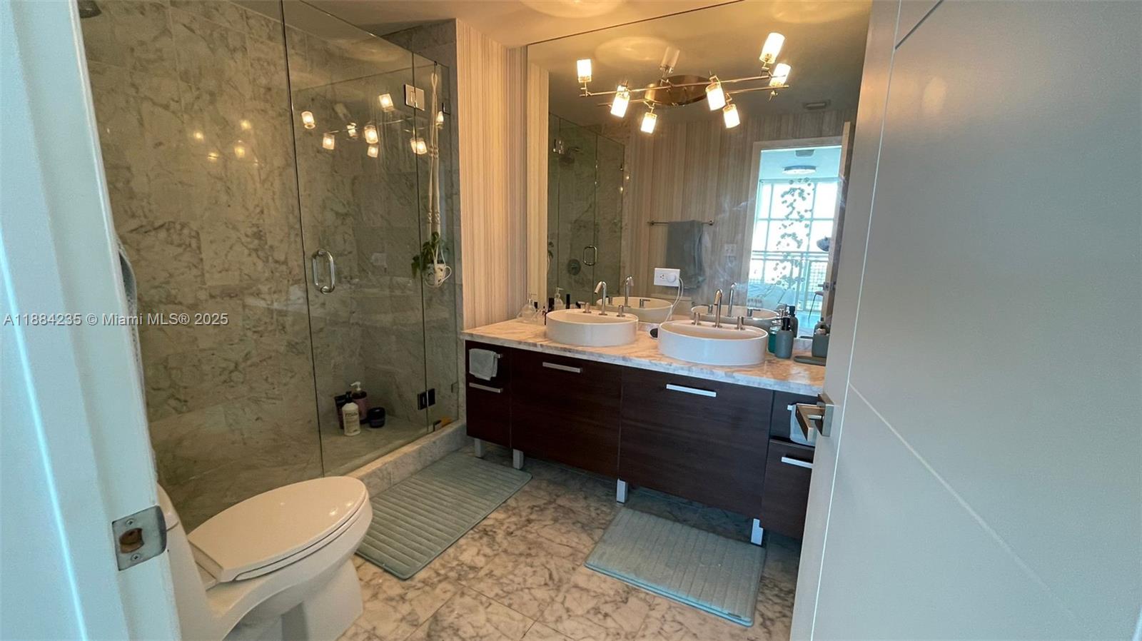 image Vizcayne South Condo7