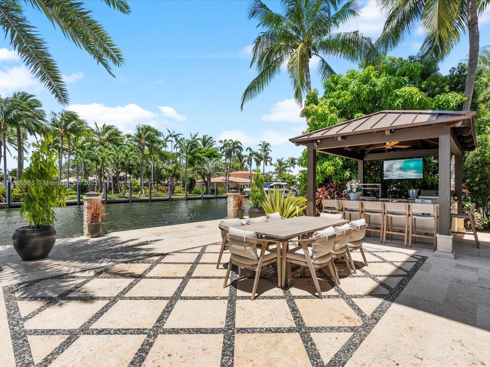 821 Solar Isle Dr Fort Lauderdale, FL 33301 821 Solar Isle Dr Fort Lauderdale, FL 33301