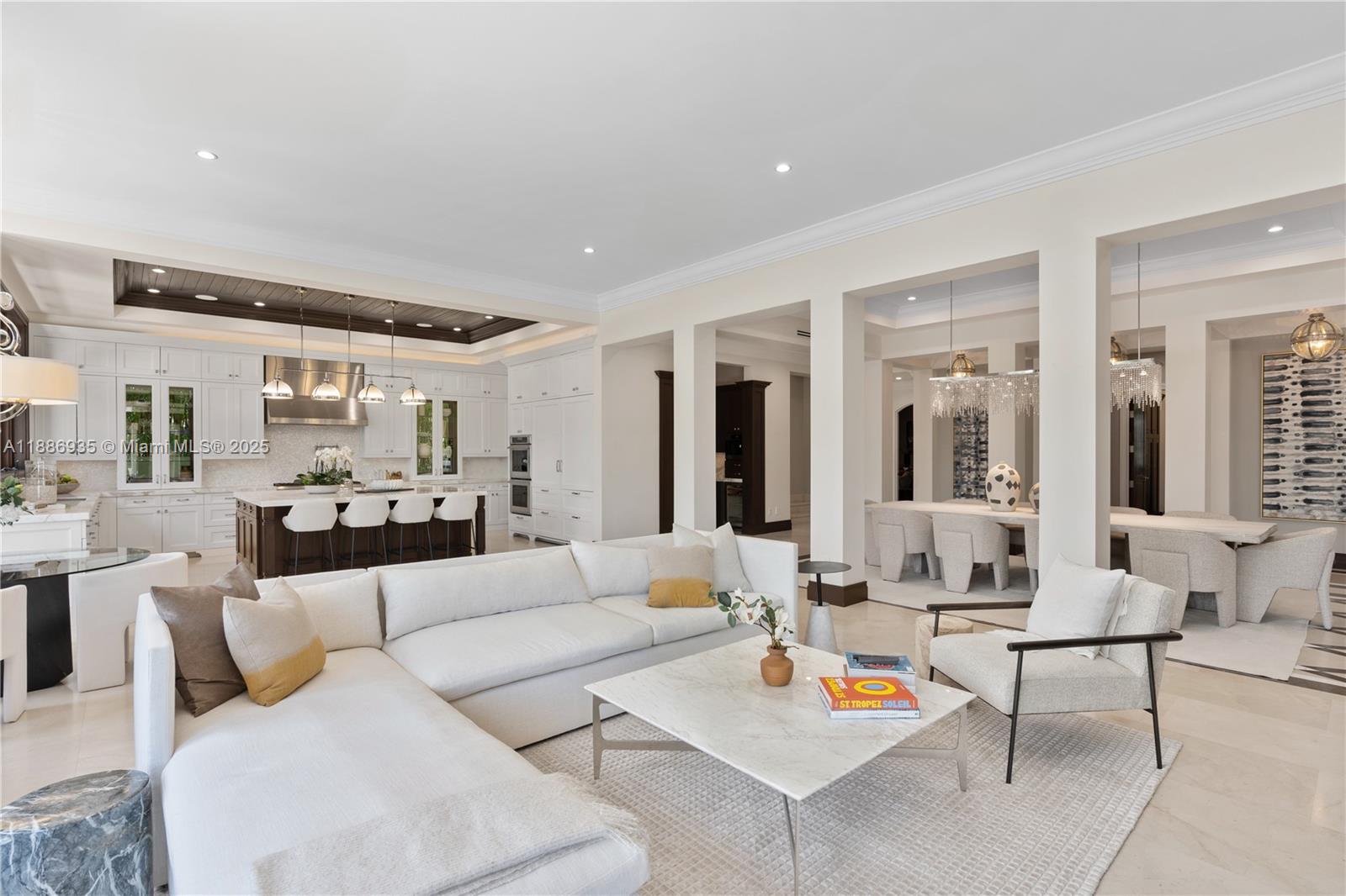 821 Solar Isle Dr Fort Lauderdale, FL 33301 821 Solar Isle Dr Fort Lauderdale, FL 33301